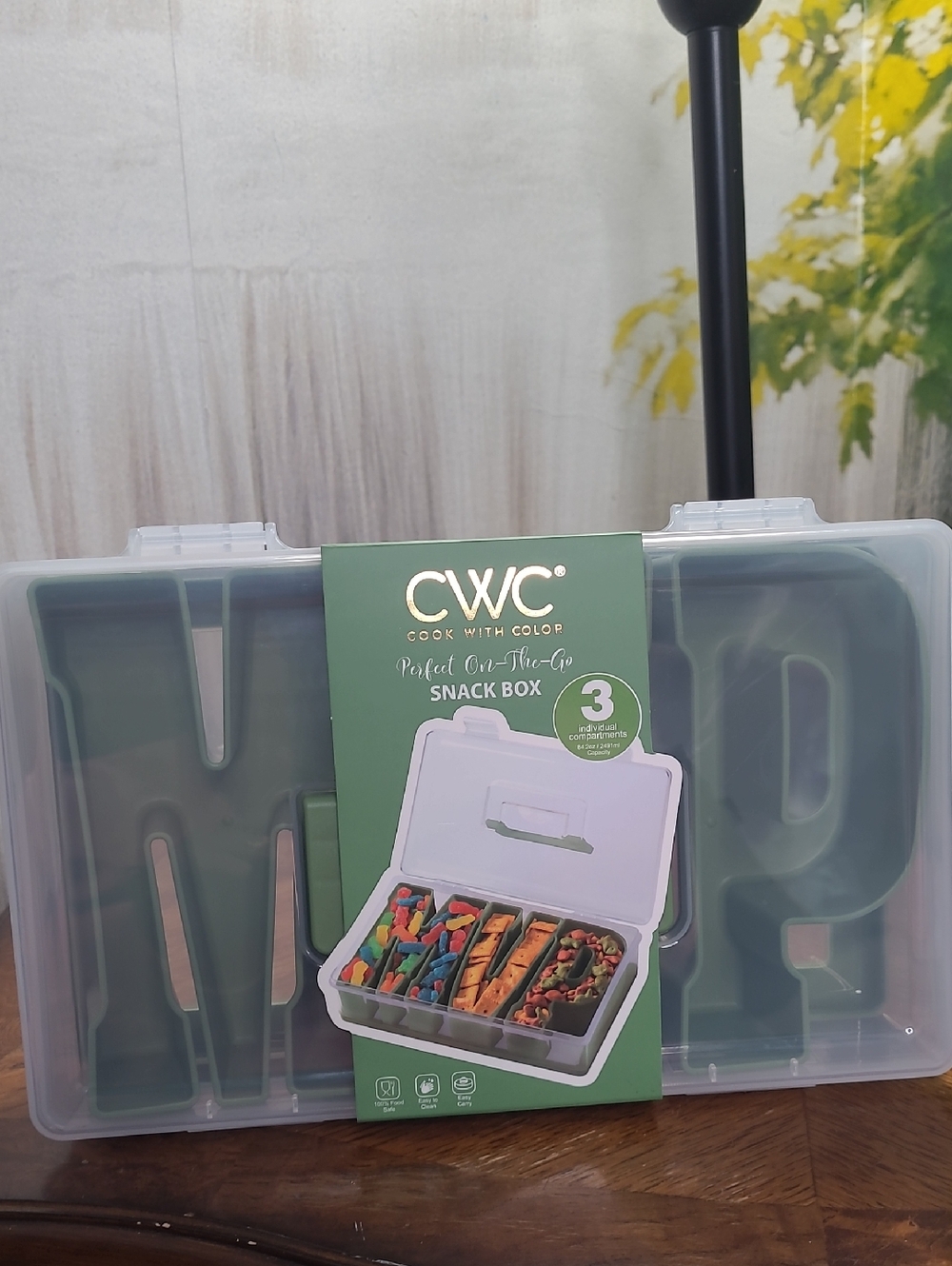 New portable on the go compact MVP organized snack box with lid and handle